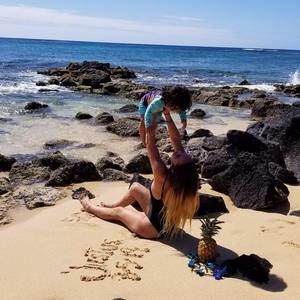 Meet your Posher, Marisa